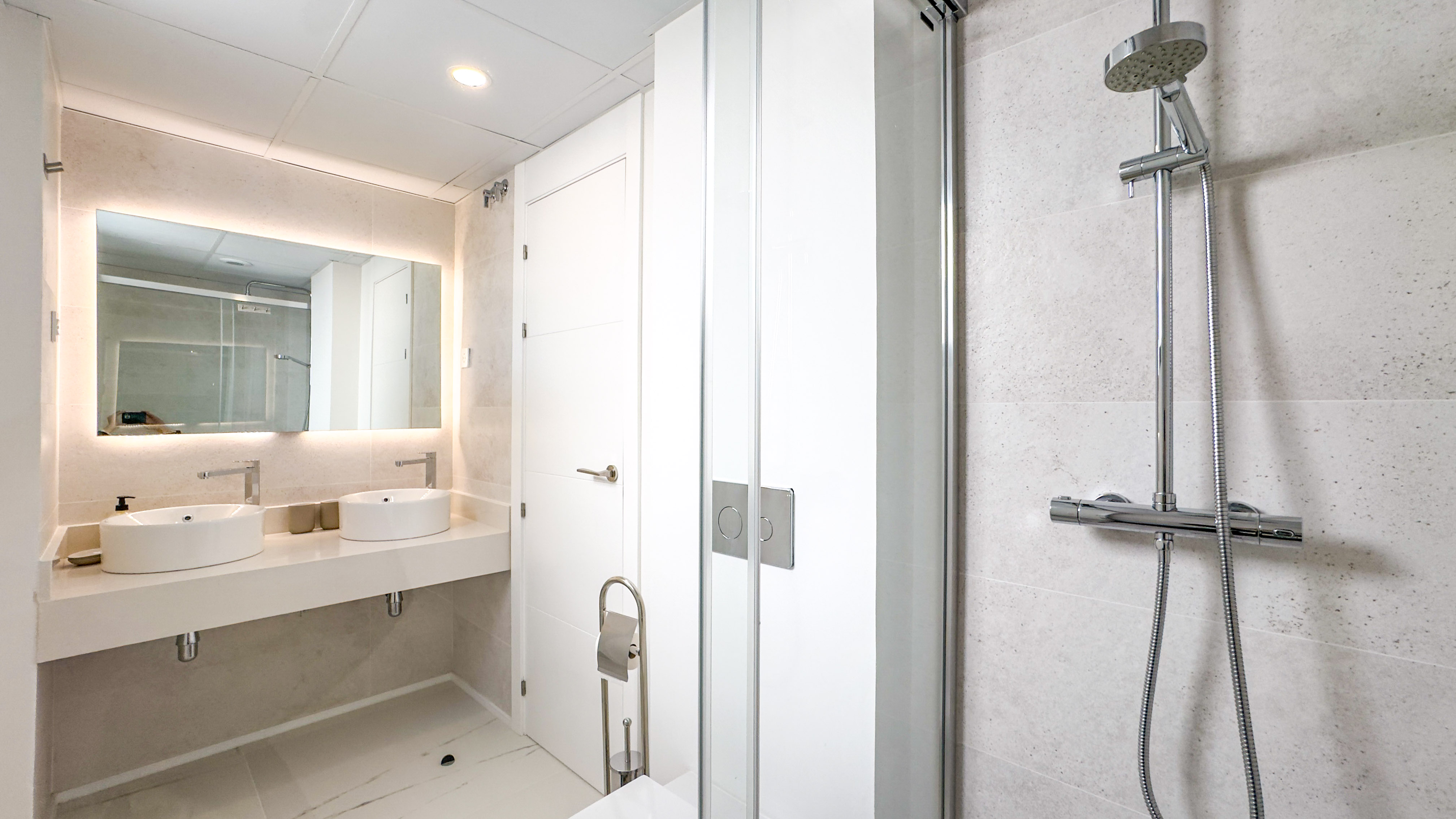 2058 - Azata Penthouse-21