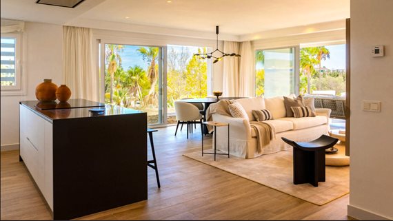 0991 Lagoon IV-12 image