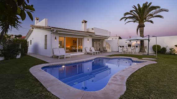 1771 Strandvilla Marbella-31 image