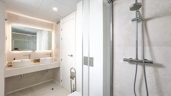 2058 - Azata Penthouse-21 image