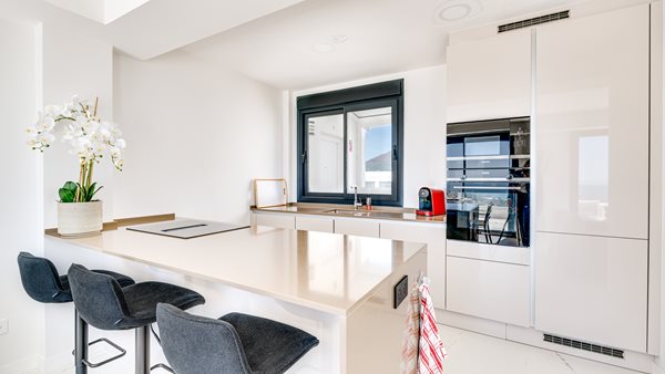 2058 - Azata Penthouse-15